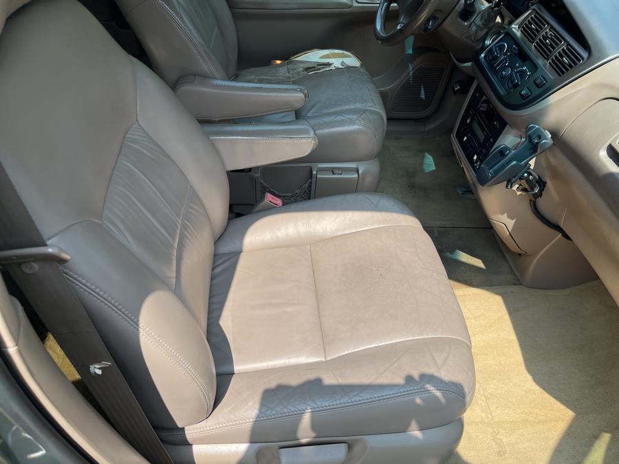 1999 Toyota Sienna LE - Photo 52