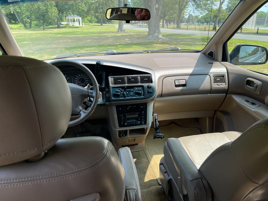 1999 Toyota Sienna LE - Photo 59