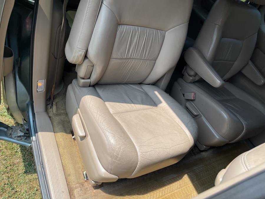 1999 Toyota Sienna LE - Photo 85