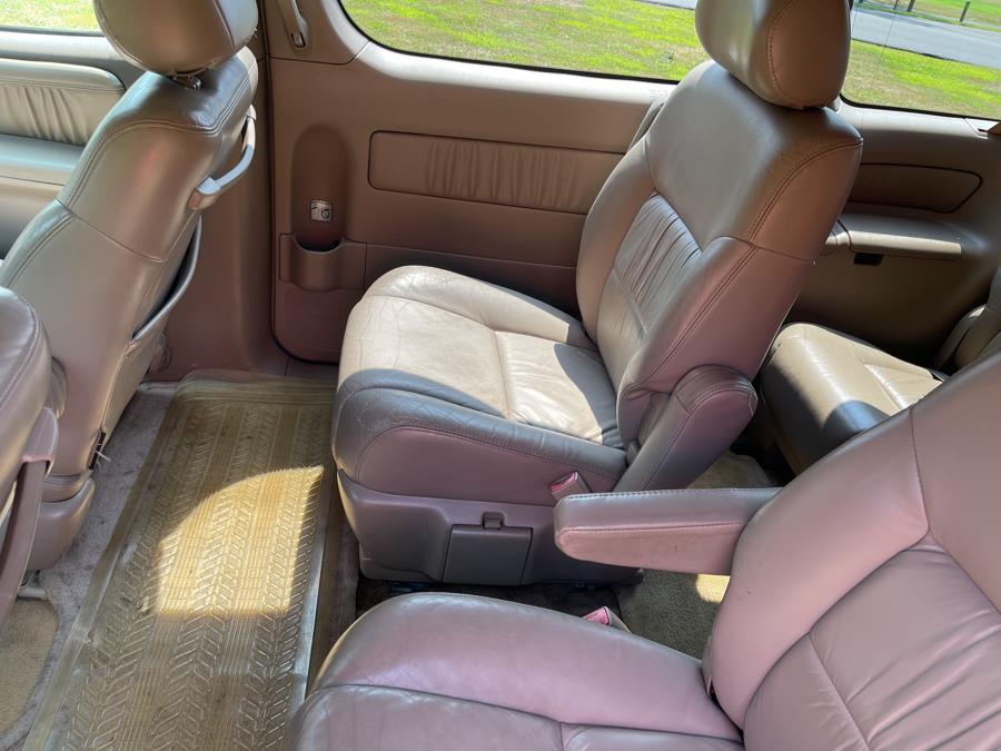 1999 Toyota Sienna LE - Photo 73