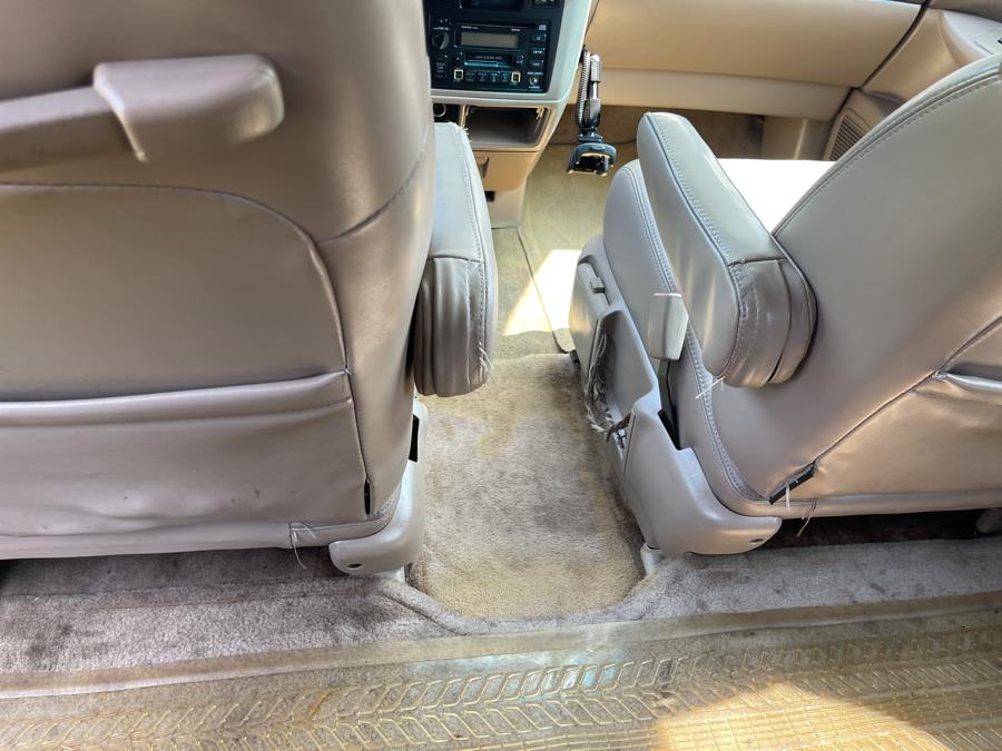 1999 Toyota Sienna LE - Photo 62