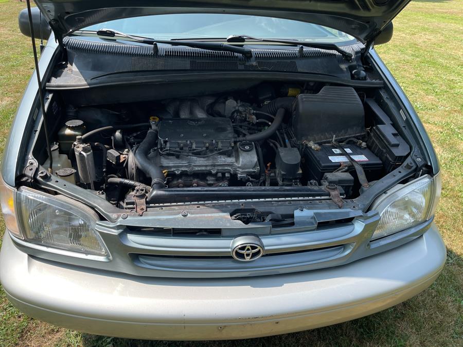 1999 Toyota Sienna LE - Photo 89