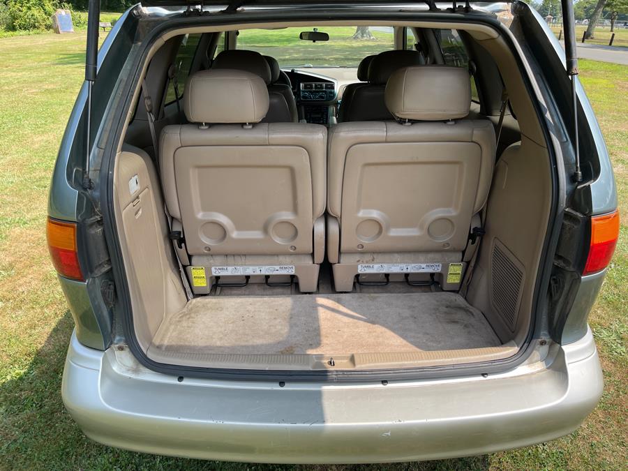 1999 Toyota Sienna LE - Photo 94