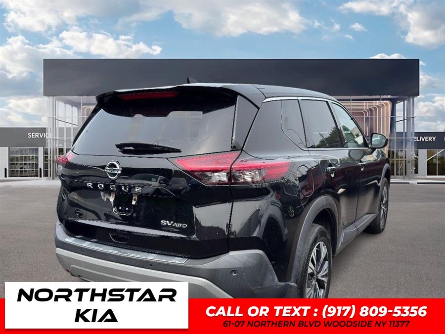 2021 Nissan Rogue SV - Photo 5