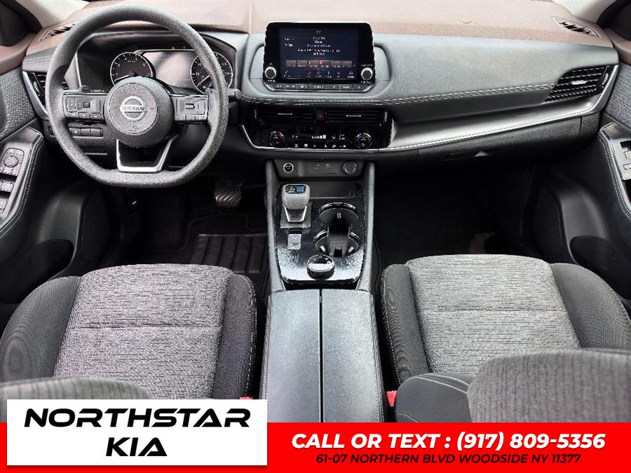 2021 Nissan Rogue SV - Photo 24