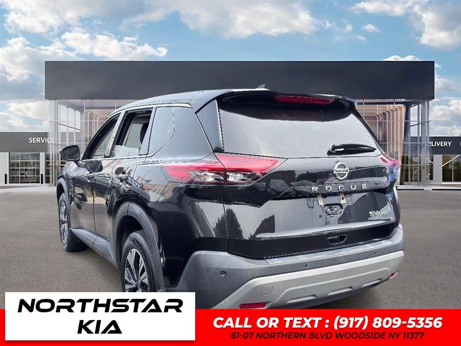 2021 Nissan Rogue SV - Photo 3