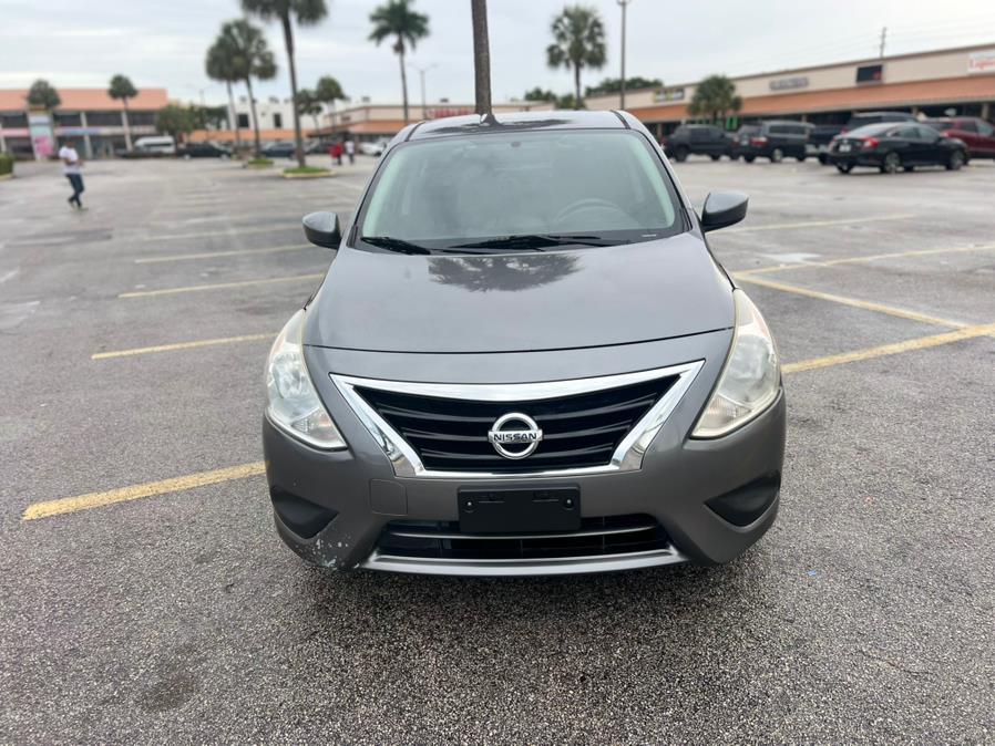 2016 Nissan Versa 1.6 S Plus CVT's photo