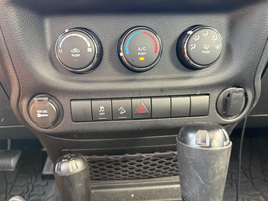 2015 Jeep Wrangler Sport - Photo 16