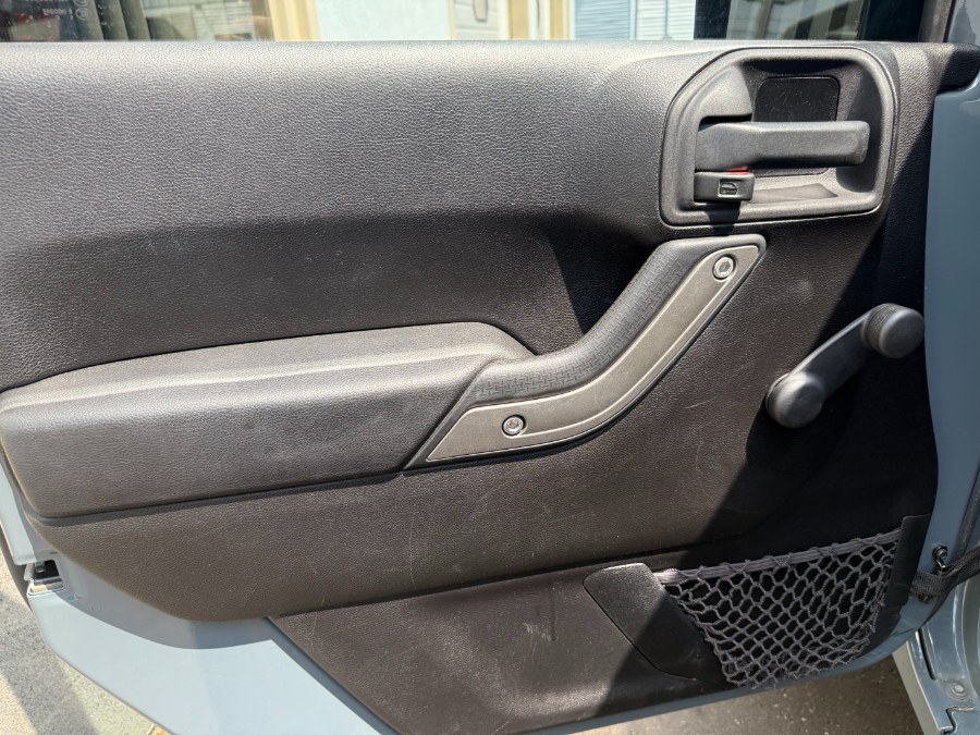 2015 Jeep Wrangler Sport - Photo 25