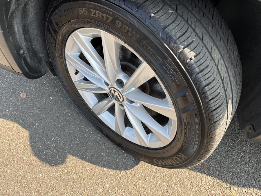 2018 Volkswagen Tiguan Limited Base - Photo 25