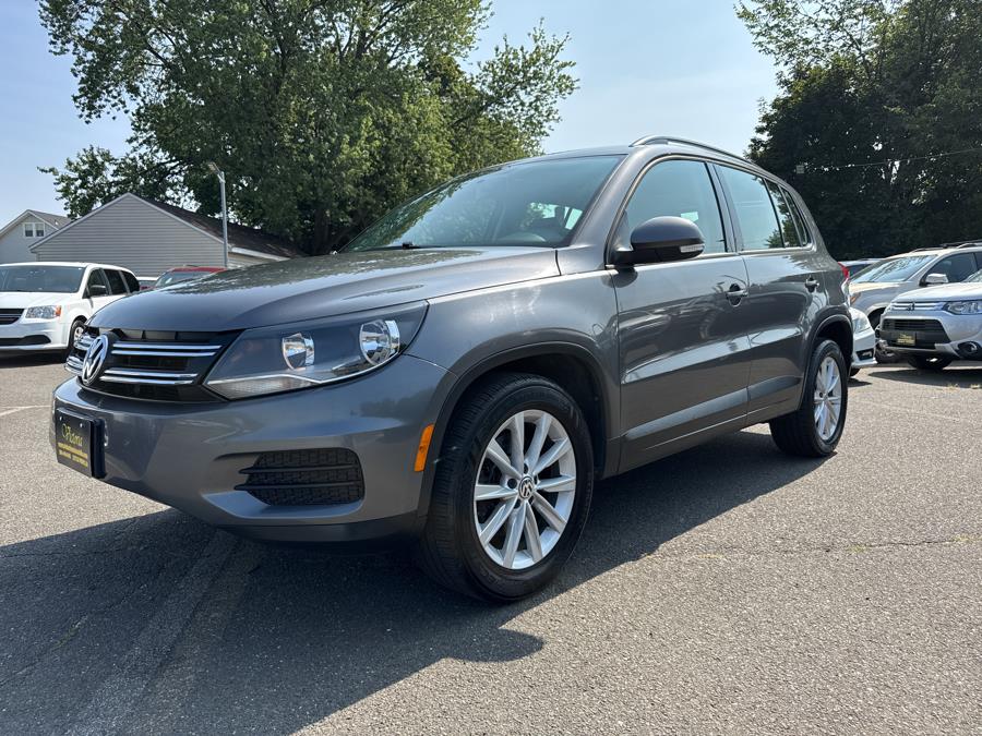 2018 Volkswagen Tiguan Limited 2.0T 4Motion's photo