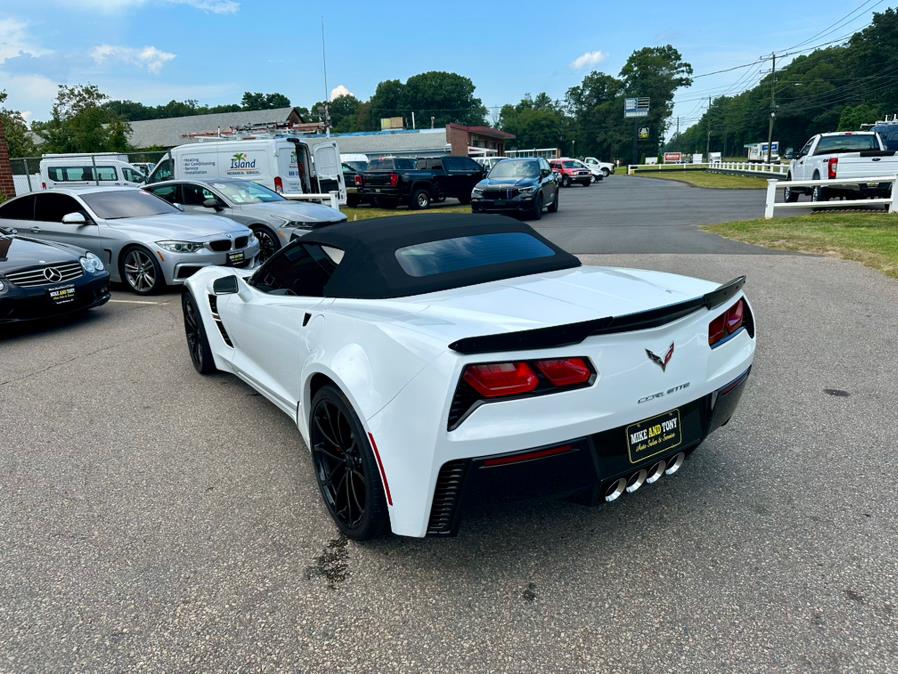2017 Chevrolet Corvette 2LT - Photo 31