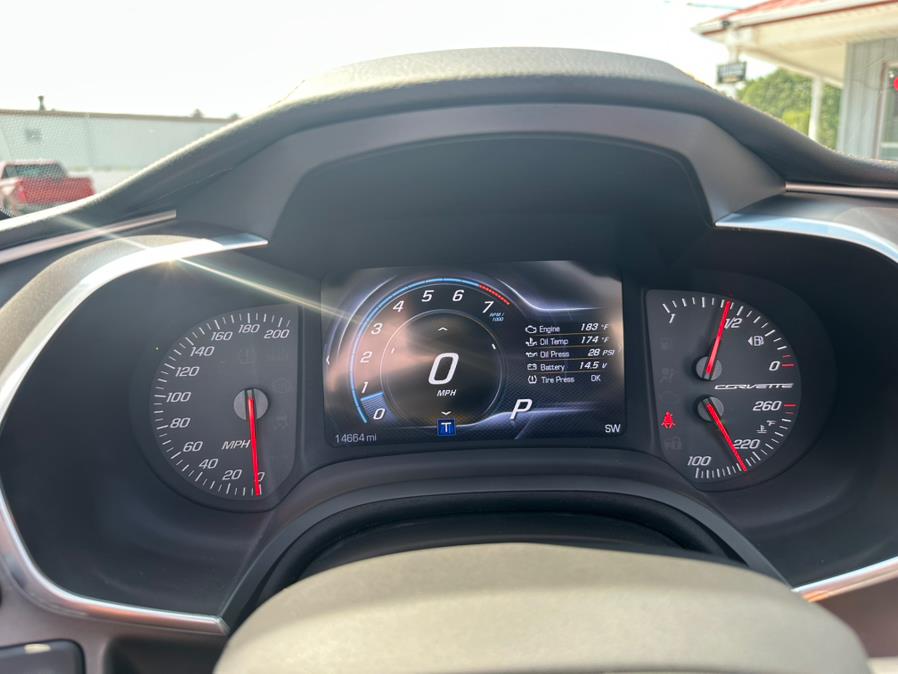 2017 Chevrolet Corvette 2LT - Photo 13