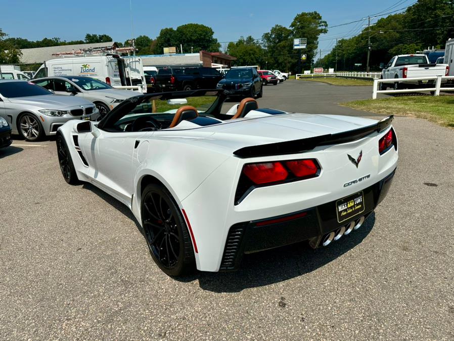 2017 Chevrolet Corvette 2LT - Photo 7