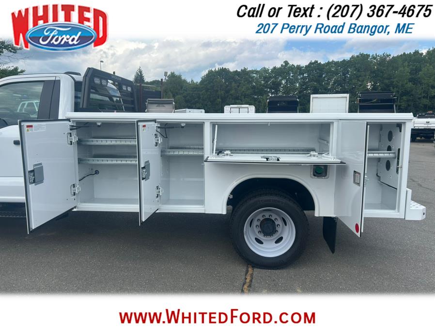 2025 Ford F-550 Super Duty Chassis Cab XL - Photo 9