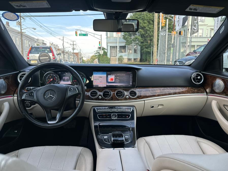 2017 Mercedes-Benz E-Class E300 - Photo 19