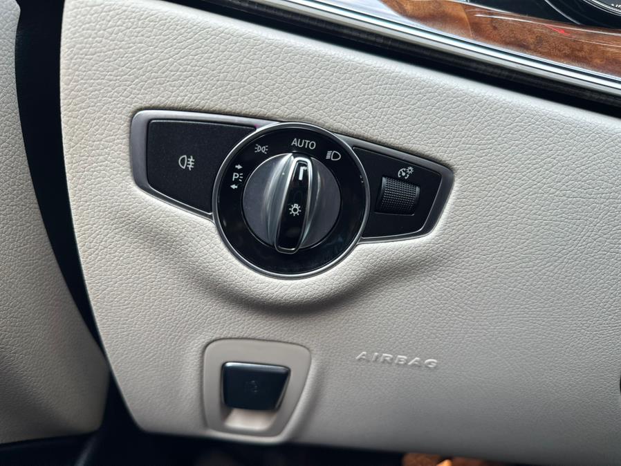 2017 Mercedes-Benz E-Class E300 - Photo 25