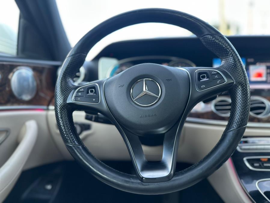 2017 Mercedes-Benz E-Class E300 - Photo 17