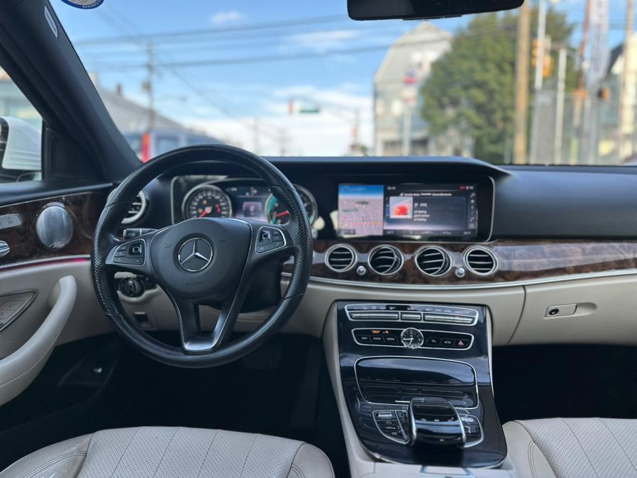 2017 Mercedes-Benz E-Class E300 - Photo 15