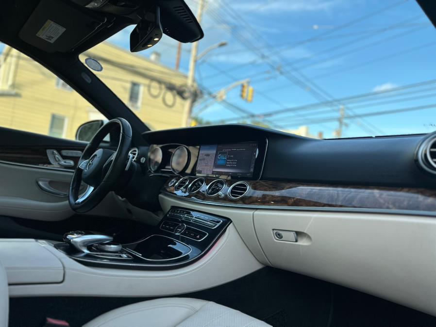 2017 Mercedes-Benz E-Class E300 - Photo 14