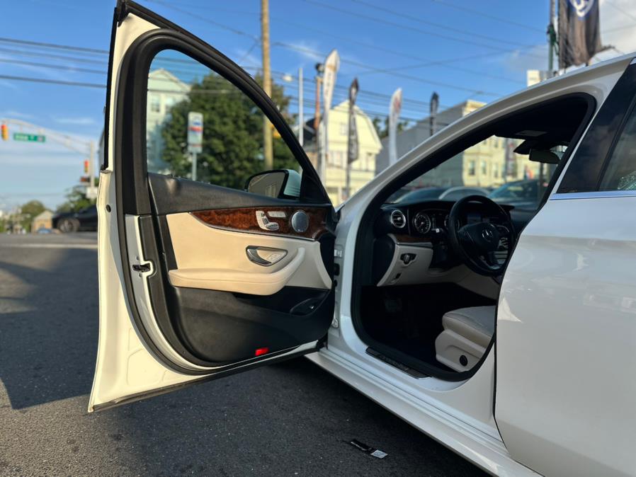 2017 Mercedes-Benz E-Class E300 - Photo 20