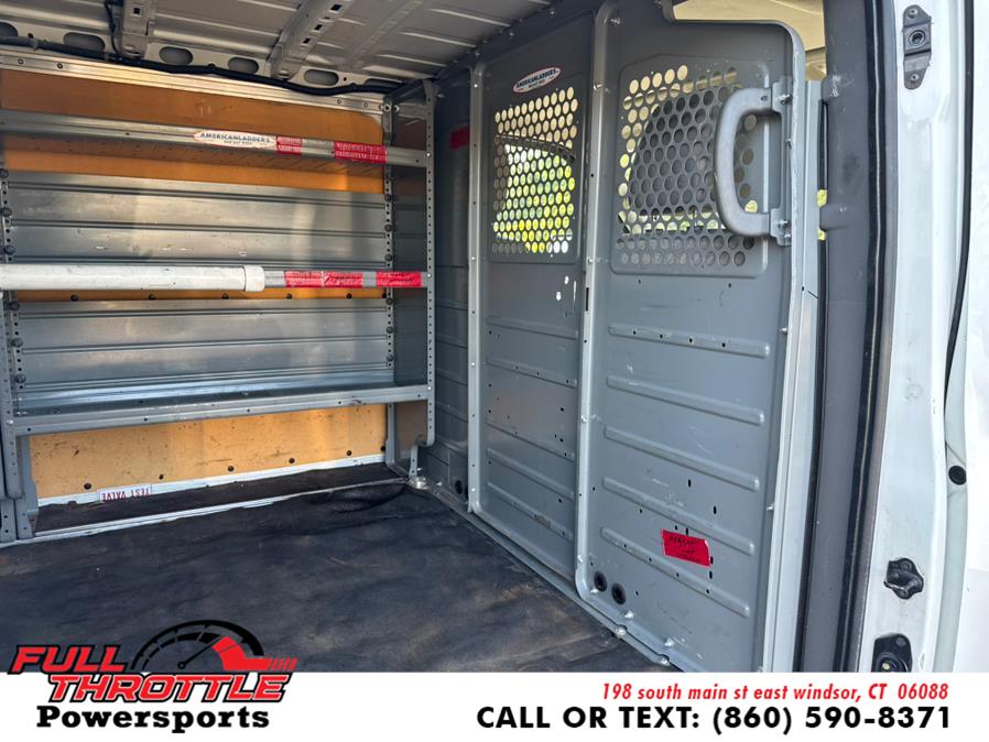 2017 Nissan NV Cargo SL - Photo 17