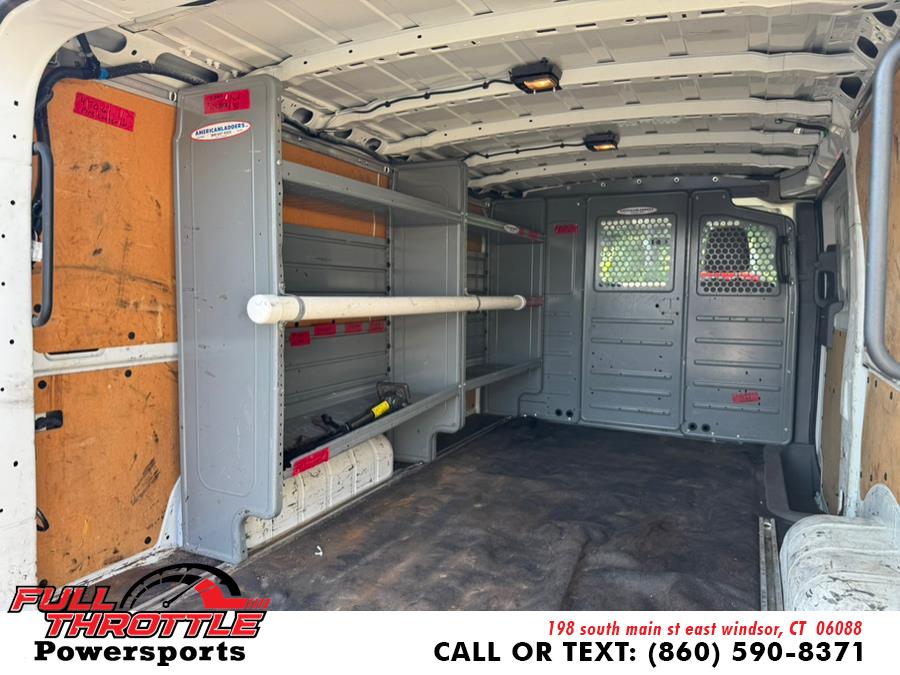 2017 Nissan NV Cargo SL - Photo 10