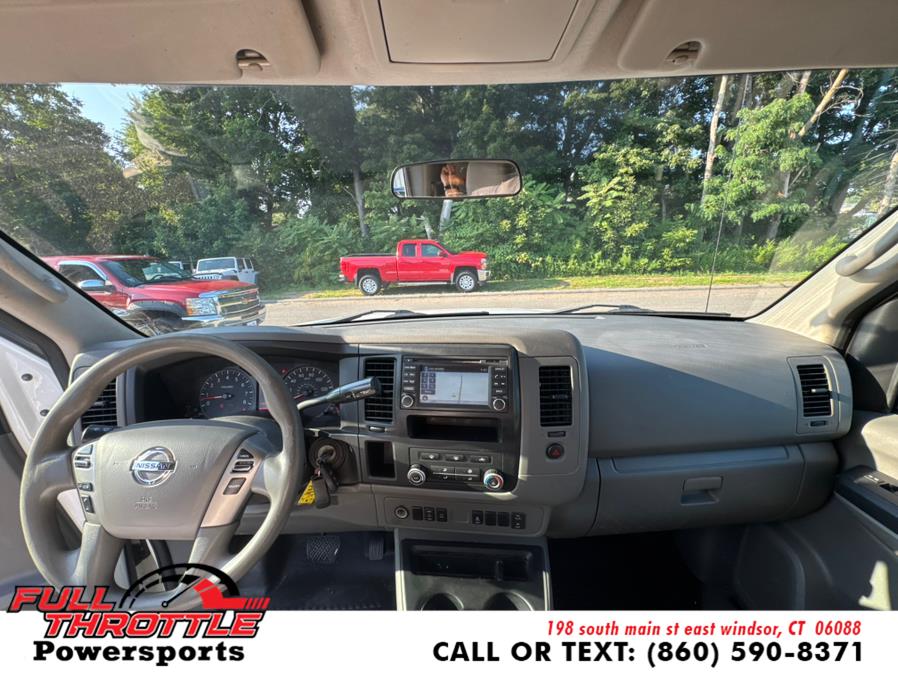 2017 Nissan NV Cargo SL - Photo 21