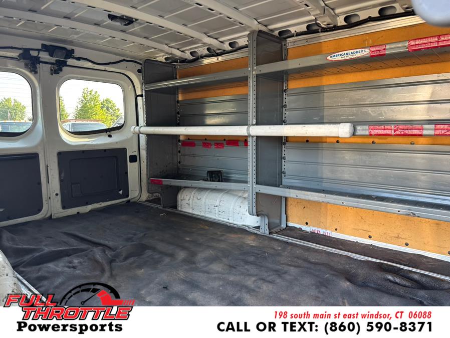 2017 Nissan NV Cargo SL - Photo 16
