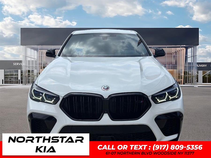 2022 BMW X6 M -'s photo