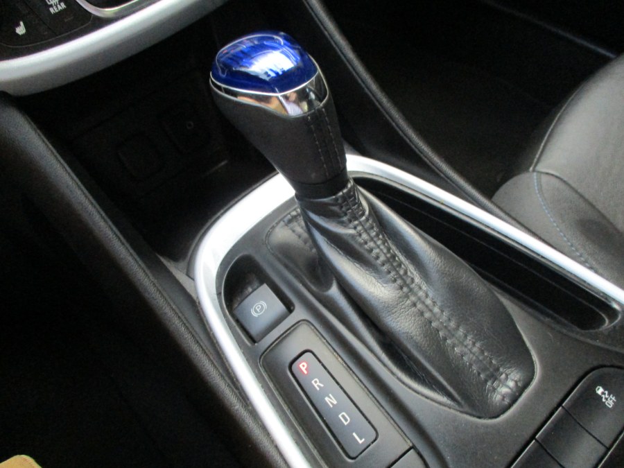 2017 Chevrolet Volt LT - Photo 27