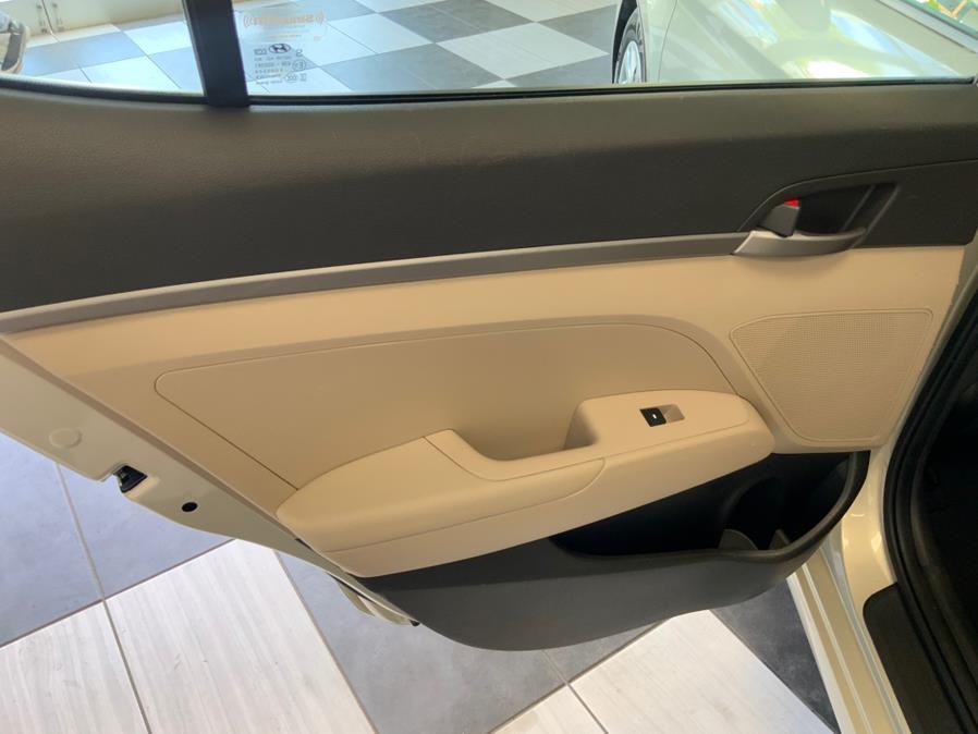 2017 Hyundai Elantra SE - Photo 9