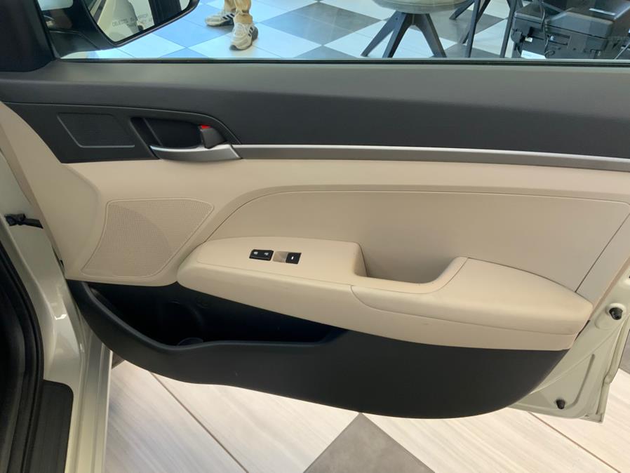 2017 Hyundai Elantra SE - Photo 10