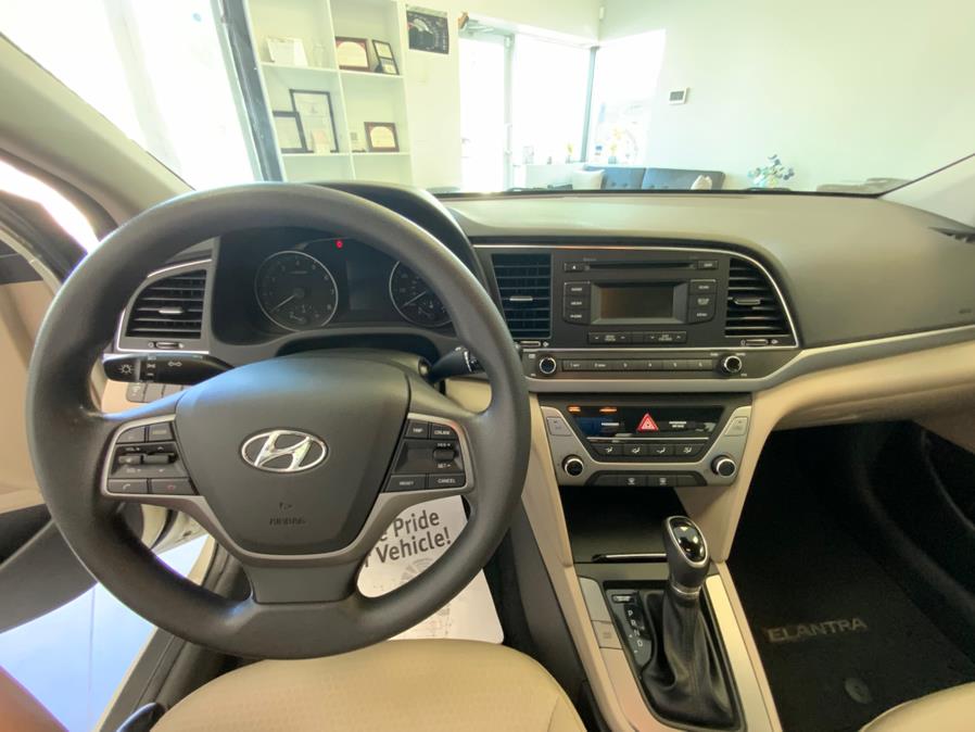 2017 Hyundai Elantra SE - Photo 15
