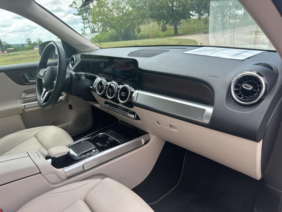 2022 Mercedes-Benz GLB Base - Photo 17