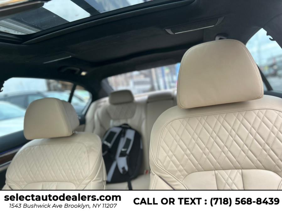 2019 BMW 7 Series 750i - Photo 28