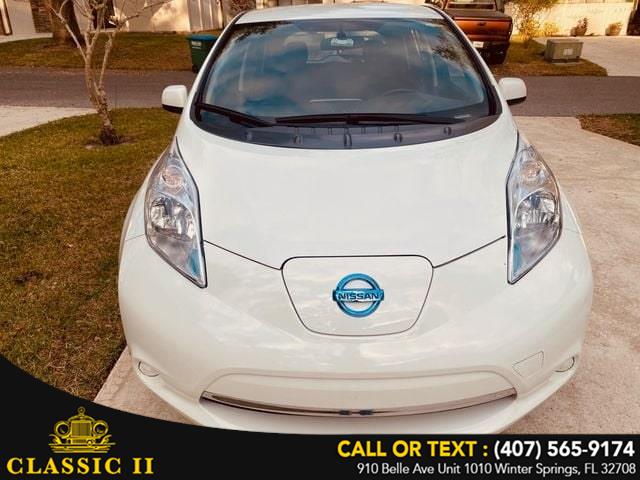 2015 Nissan Leaf S's photo
