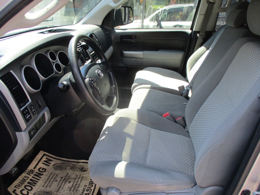 2013 Toyota Tundra Tundra Grade - Photo 17