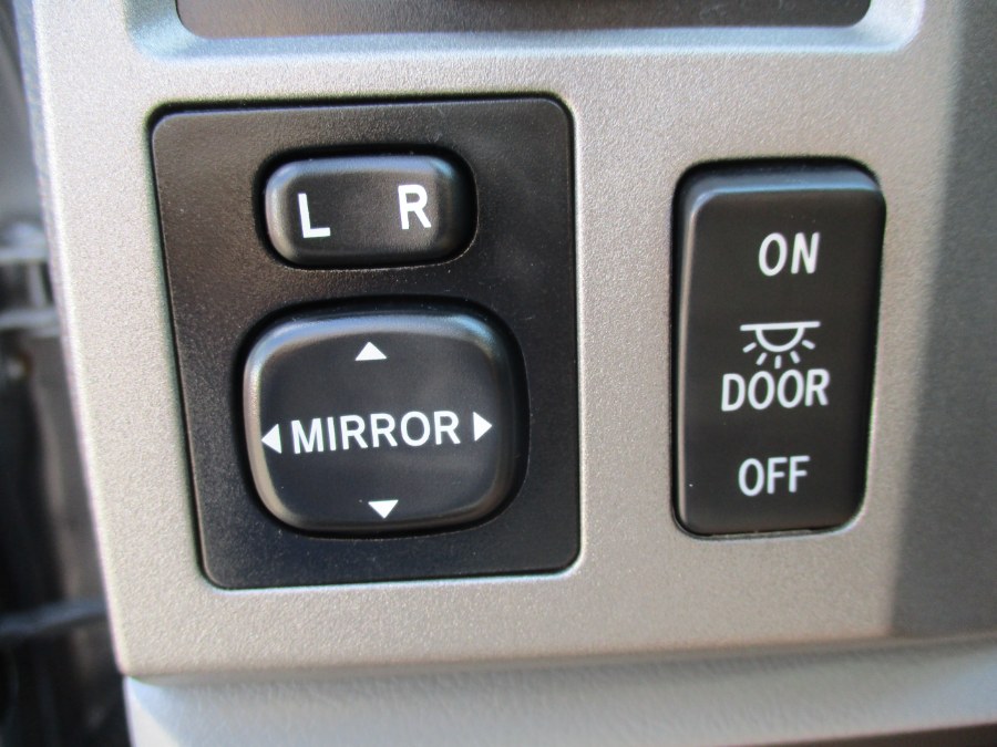 2013 Toyota Tundra Tundra Grade - Photo 25