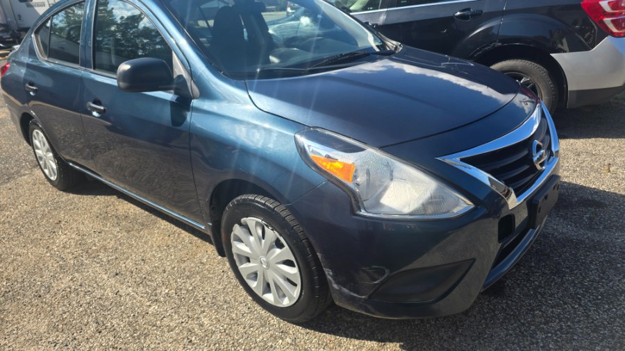 2015 Nissan Versa 1.6 S Plus CVT's photo