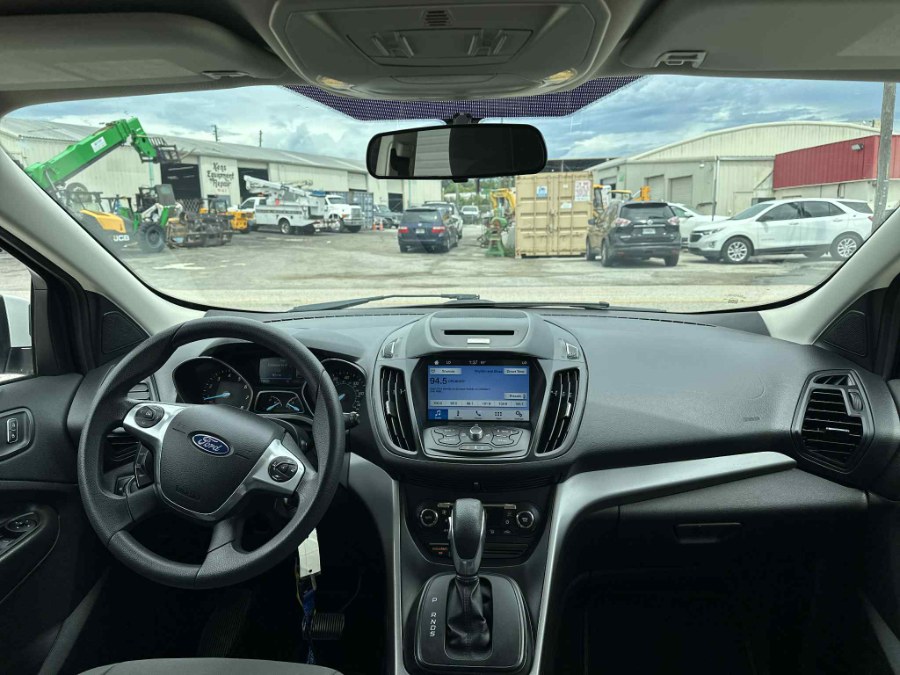 2016 Ford Escape SE - Photo 24
