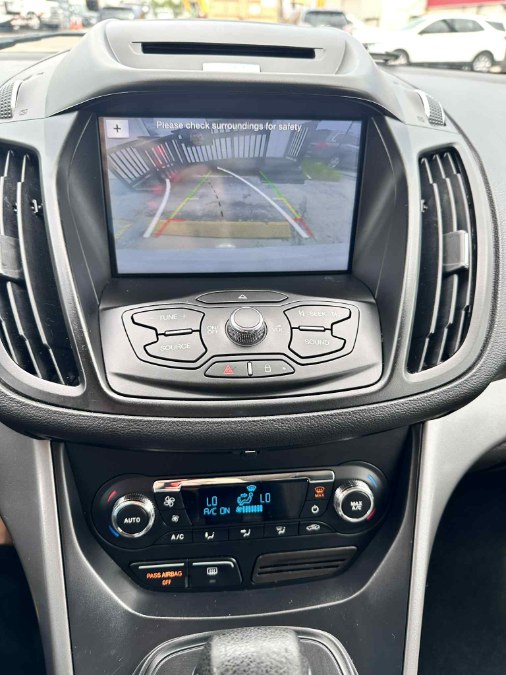 2016 Ford Escape SE - Photo 12