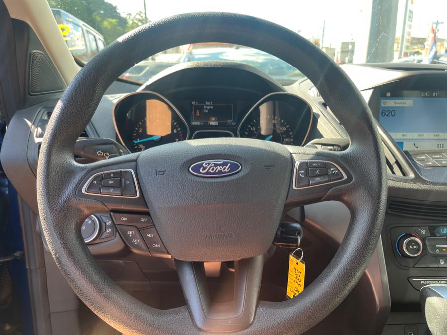 2017 Ford Escape SE - Photo 9