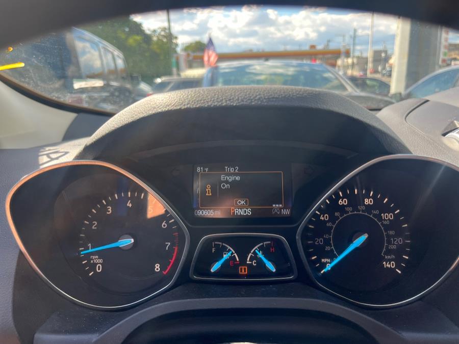 2017 Ford Escape SE - Photo 8