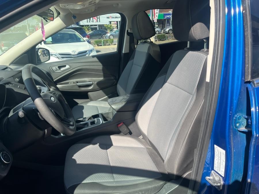 2017 Ford Escape SE - Photo 13