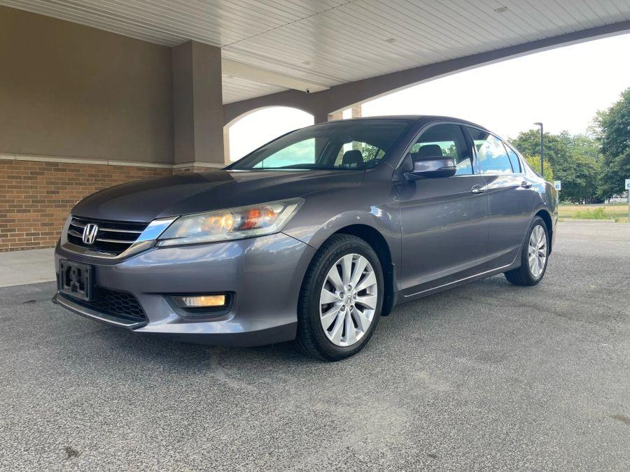 Honda Accord photo 11