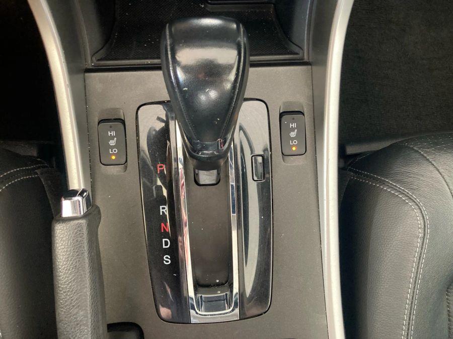 Honda Accord photo 28