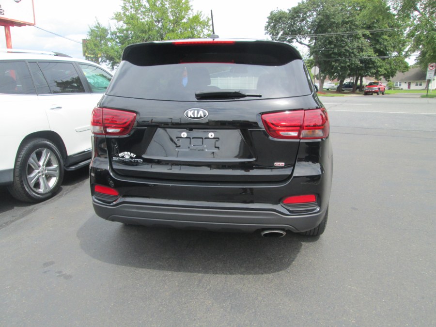 2019 Kia Sorento LX - Photo 2