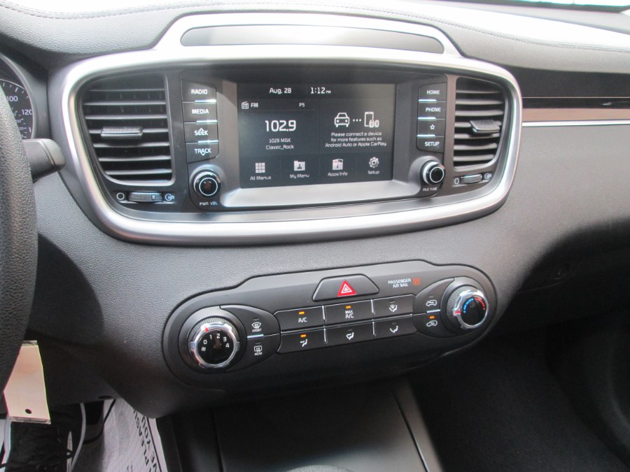 2019 Kia Sorento LX - Photo 14