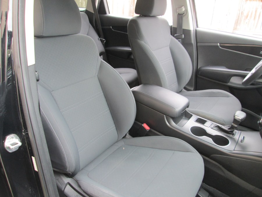 2019 Kia Sorento LX - Photo 17
